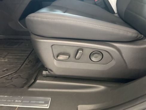 Used 2024 GMC Hummer EV 3X image 51