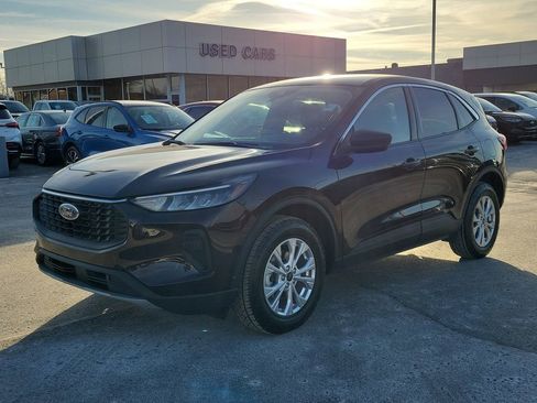 Certified 2023 Ford Escape Active image 8