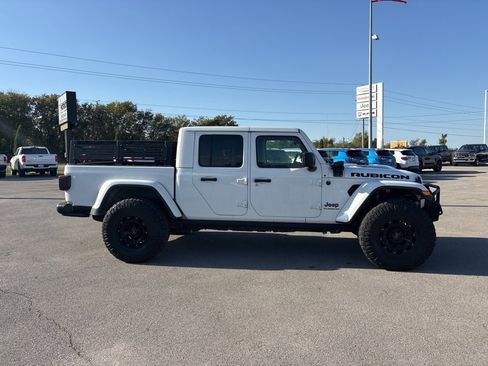 Used 2020 Jeep Gladiator Rubicon image 2
