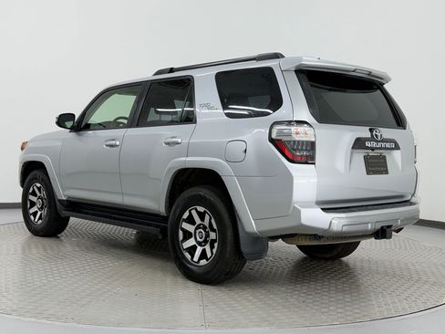 Used 2021 Toyota 4Runner TRD Off-Road Premium w/ Moonroof Package AWD/4WD image 3