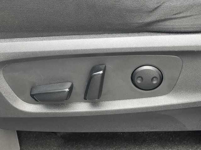 Used 2022 Nissan Pathfinder SV FWD image 22