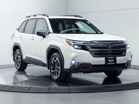 Used 2026 Subaru Forester Limited AWD/4WD image 4