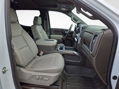 Used 2019 GMC Sierra 1500 SLT w/ SLT Premium Plus Package AWD/4WD image 37