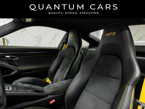 Used 2018 Porsche 911 GT3 RWD image 35