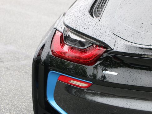 Used 2016 BMW i8 AWD/4WD image 6
