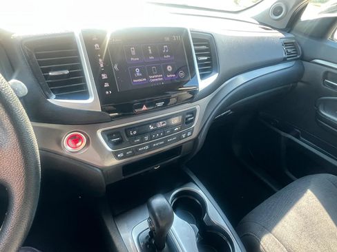 Used 2018 Honda Pilot EX image 24