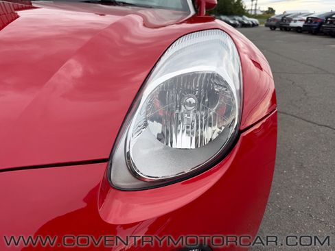 Used 2008 Pontiac Solstice GXP w/ Premium Package RWD image 10
