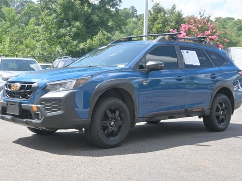 Used 2024 Subaru Outback Wilderness AWD/4WD image 5
