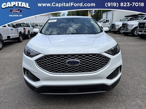 Certified 2023 Ford Edge SEL w/ Convenience Package AWD/4WD image 10