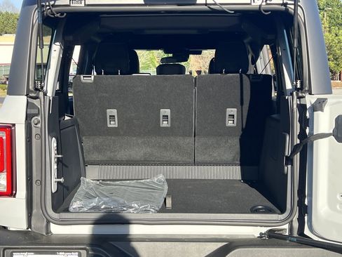 New 2026 Ford Bronco 4-Door image 17