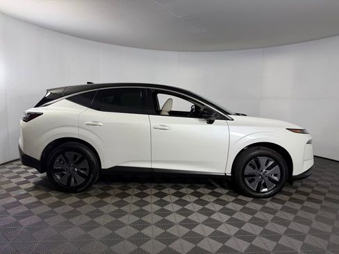 Used 2025 Nissan Murano SL w/ Cargo Package image 4