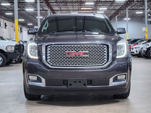 Used 2016 GMC Yukon Denali w/ Open Road Package AWD/4WD image 2