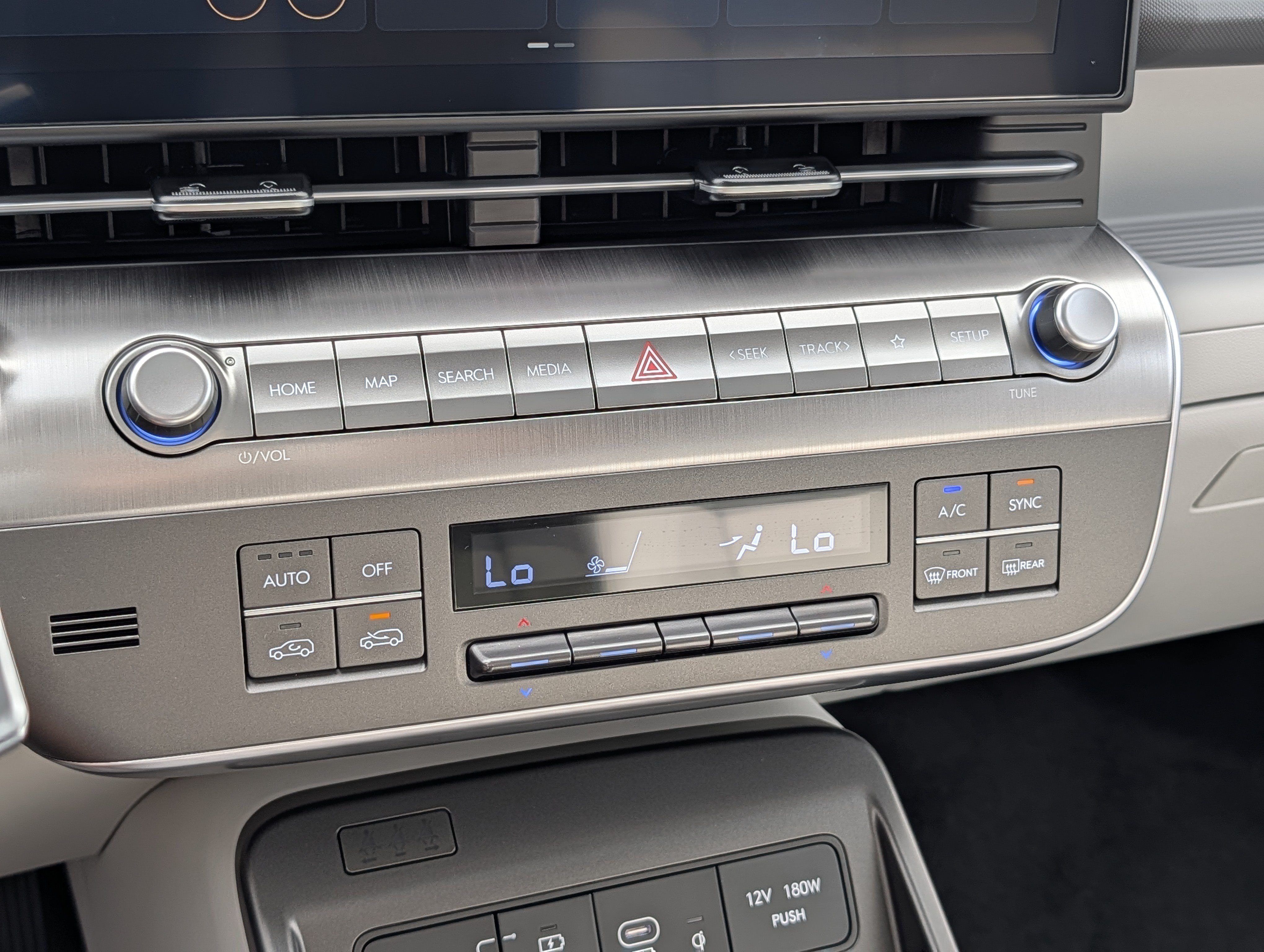 New 2027 Hyundai Kona Limited AWD/4WD image 11