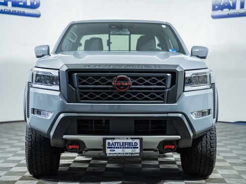 Used 2024 Nissan Frontier PRO-4X w/ Pro Convenience Package image 2