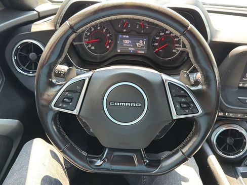 Used 2019 Chevrolet Camaro LT RWD image 10
