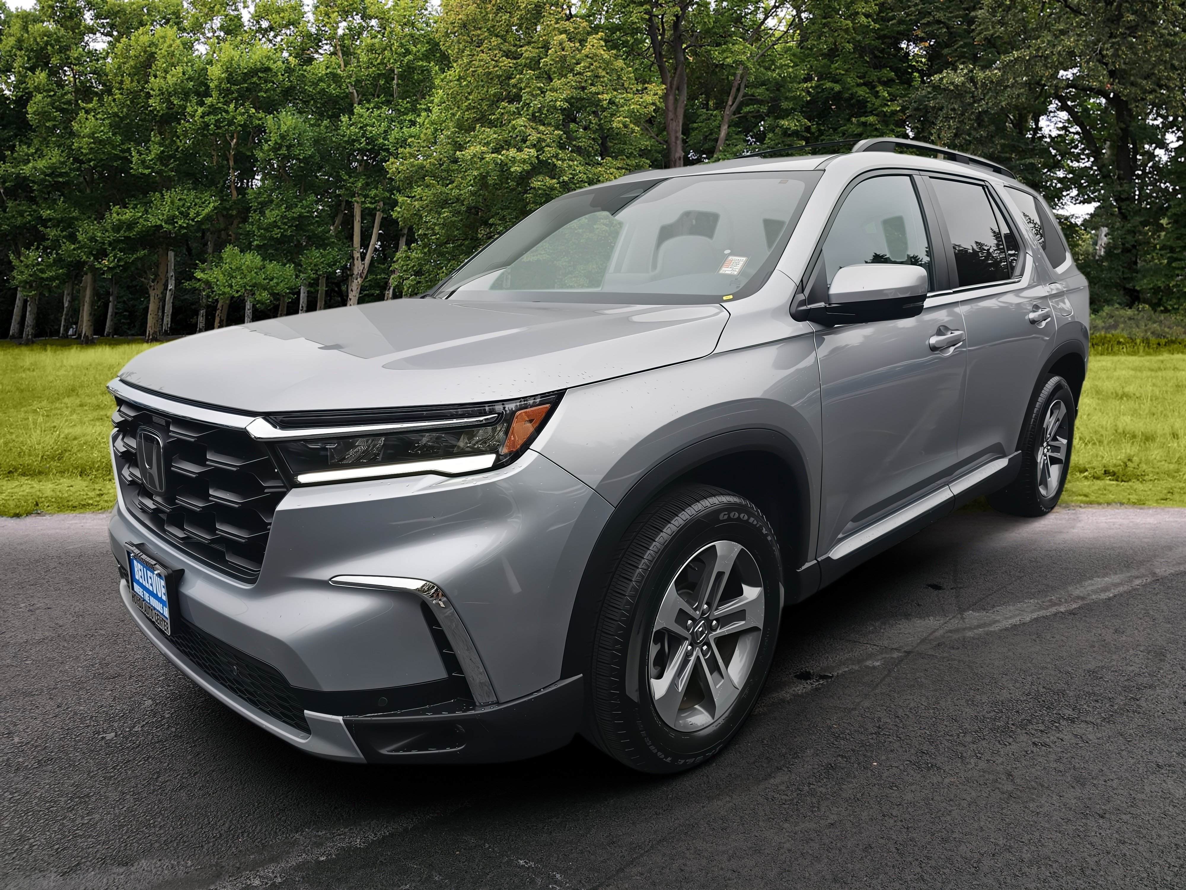 Used 2024 Honda Pilot EX-L image 3
