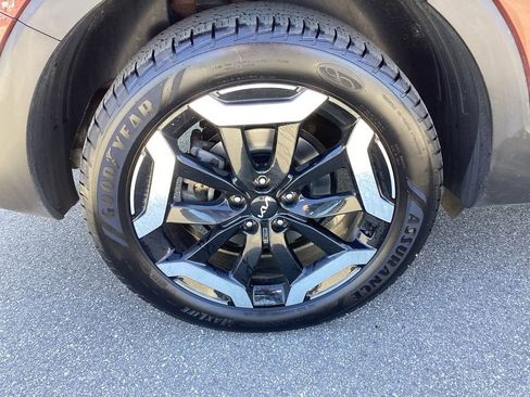 Used 2023 Kia Telluride S w/ S Sunroof Package AWD/4WD image 8