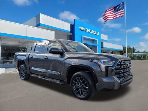 Used 2025 Toyota Tundra Platinum image 32