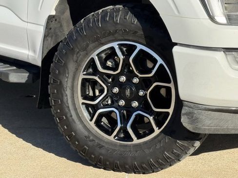 Used 2022 Ford F150 XLT w/ Equipment Group 302A High image 33