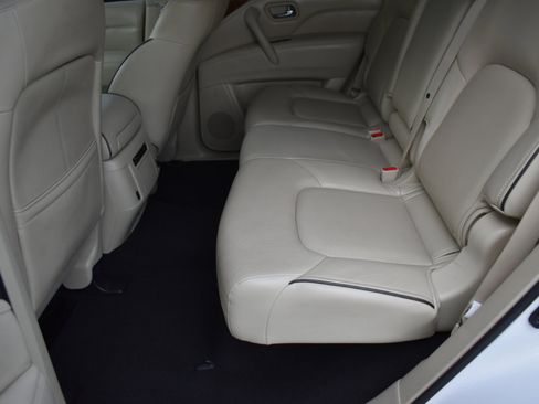 Used 2018 INFINITI QX80 2WD w/ Driver Assistance Package image 26