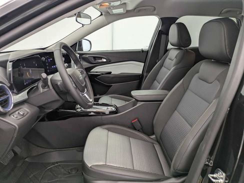 New 2026 Chevrolet Trax LT w/ Driver Confidence Package FWD image 16