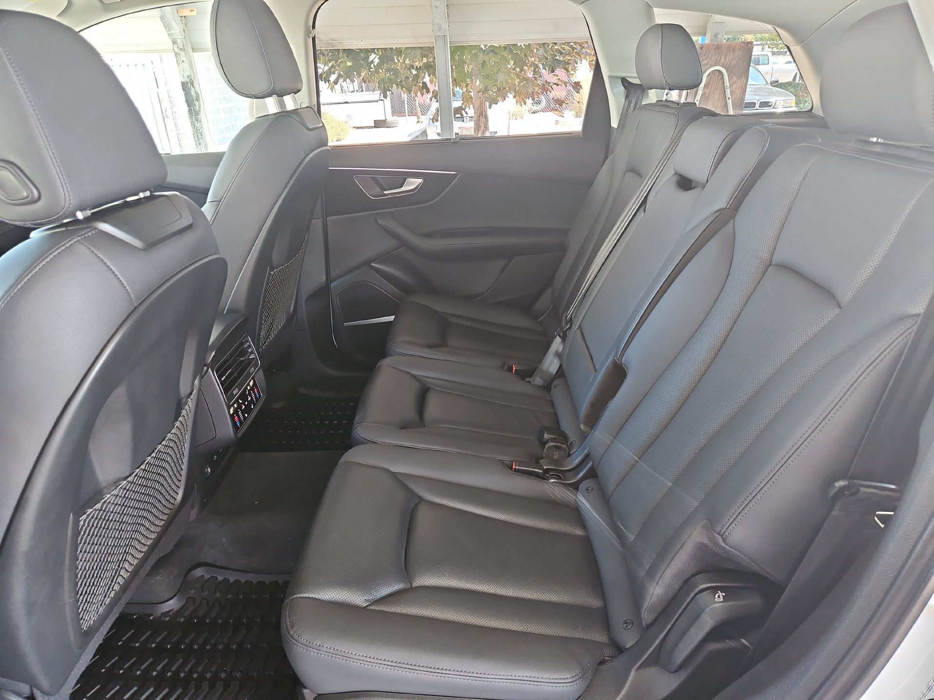 Used 2023 Audi Q7 3.0T Prestige AWD/4WD image 19
