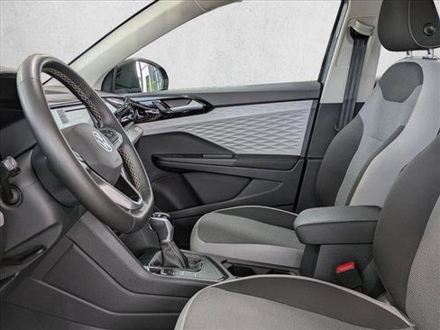 Used 2024 Volkswagen Taos S FWD image 17