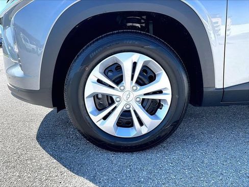 New 2026 Chevrolet Trax LS FWD image 7