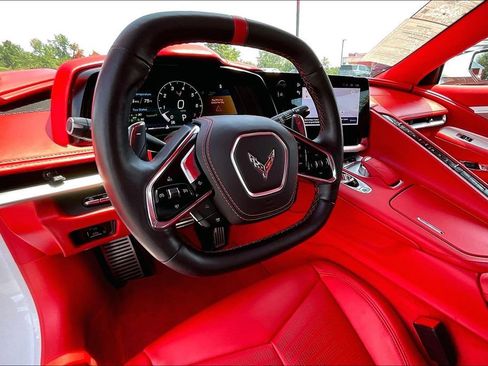 Used 2024 Chevrolet Corvette Stingray Premium Cpe w/ Battery Protection Package RWD image 10