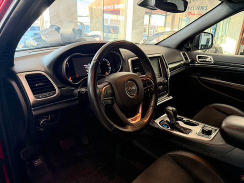 Used 2018 Jeep Grand Cherokee Trailhawk AWD/4WD image 20