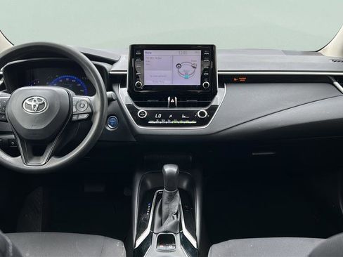 Used 2020 Toyota Corolla LE FWD image 15