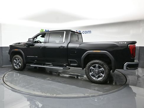 New 2025 GMC Sierra 2500 SLE w/ SLE Value Package; image 21