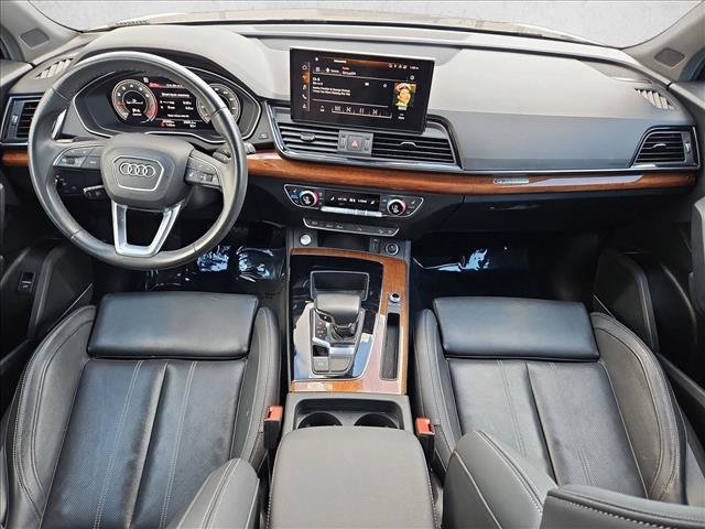 Used 2023 Audi Q5 2.0T Premium Plus w/ Premium Plus Package AWD/4WD image 24