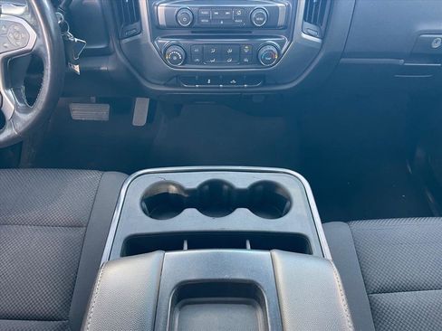 Used 2019 Chevrolet Silverado 1500 LT image 17