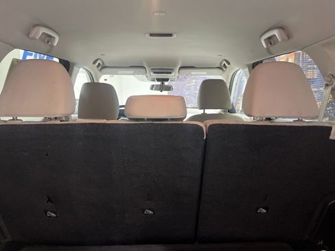 Used 2023 Nissan Rogue SV image 27