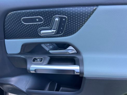 New 2026 Mercedes-Benz GLB 250 image 20