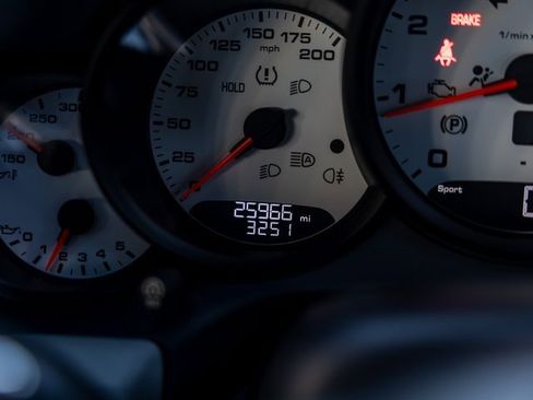 Used 2017 Porsche 911 Carrera S image 44