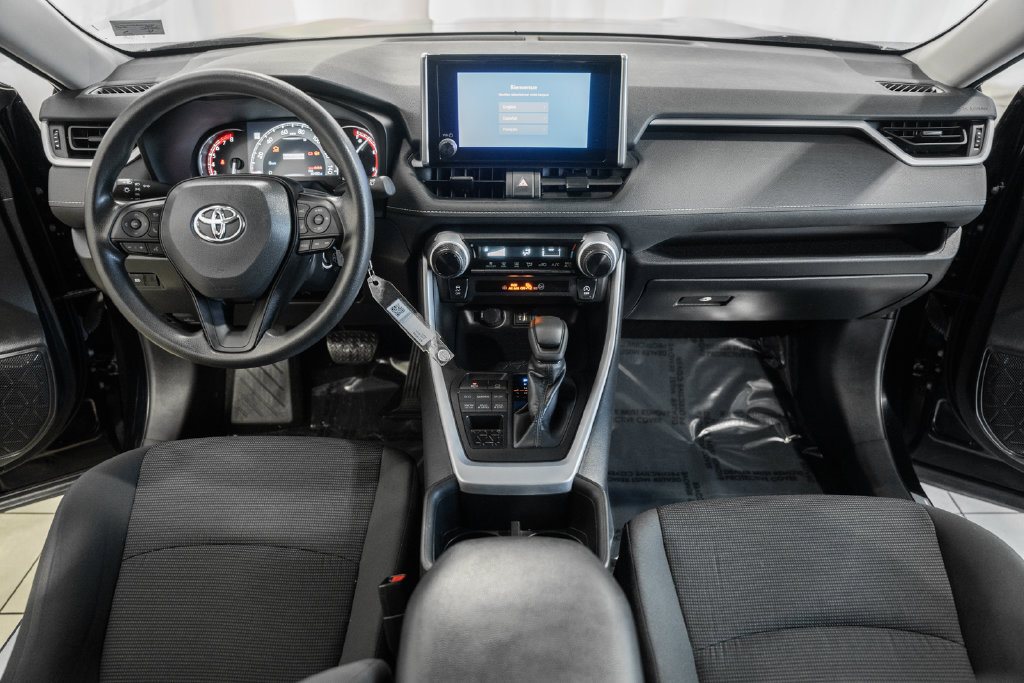 Certified 2024 Toyota RAV4 LE AWD/4WD image 13
