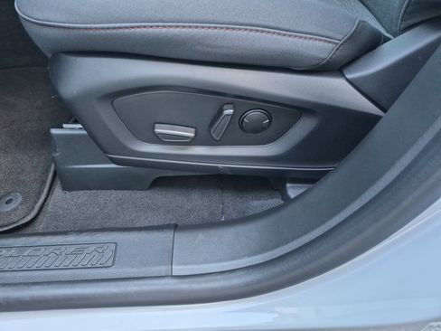 New 2025 Ford Explorer Active image 10