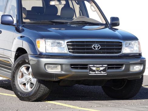 Used 2002 Toyota Land Cruiser AWD/4WD image 42