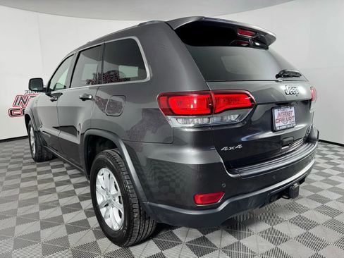 Used 2021 Jeep Grand Cherokee Laredo image 28