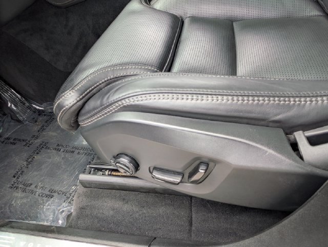 Certified 2025 Volvo XC90 T8 Ultra w/ Protection Package Premier AWD/4WD image 14
