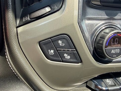 Used 2018 Chevrolet Silverado 3500 High Country AWD/4WD image 26
