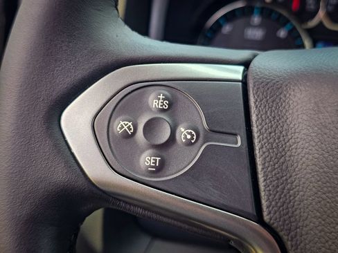 Used 2018 Chevrolet Silverado 1500 LT w/ All Star Edition AWD/4WD image 18