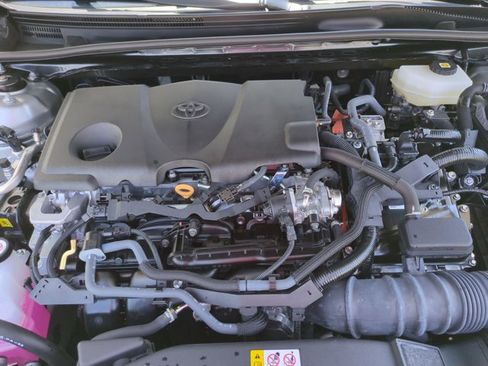 Used 2025 Toyota Camry LE w/ Convenience Package FWD image 22