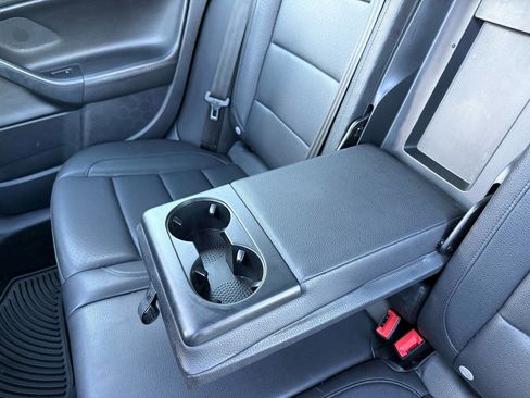 Used 2010 Volkswagen Jetta TDI image 29