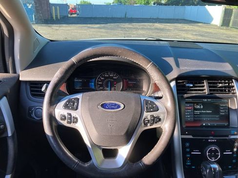 Used 2014 Ford Edge Limited AWD/4WD image 7