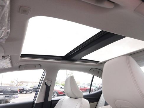 Used 2026 Toyota Camry XLE w/ Premium Plus Package image 10