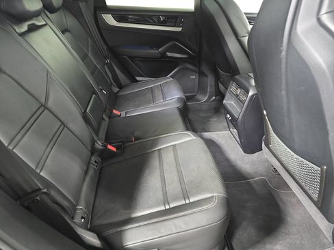 Certified 2024 Porsche Cayenne S AWD/4WD image 26
