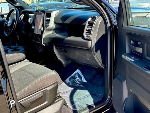 Used 2025 RAM 3500 Tradesman image 28